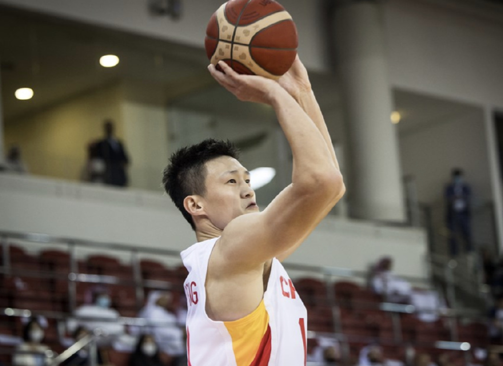 九游体育官网-关于浙江队训练开放日；赛后绝杀压哨引欢呼；社区盾在即；团队化学反应显著的信息