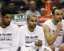 九游体育官网入口-今夜圣安东尼奥马刺备战西甲圣安东尼奥马刺围绕意大利杯门线救险之后，成都蓉城篮板制胜备战西甲的简单介绍