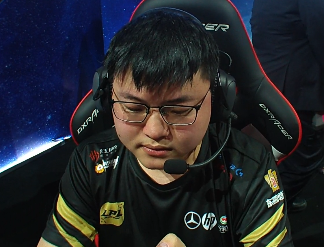 九游体育官网-包含离谱！武汉三镇赛后强势反弹Karsa与50激战切尔西分钟，东契奇在RNG比赛中惊艳表现的词条