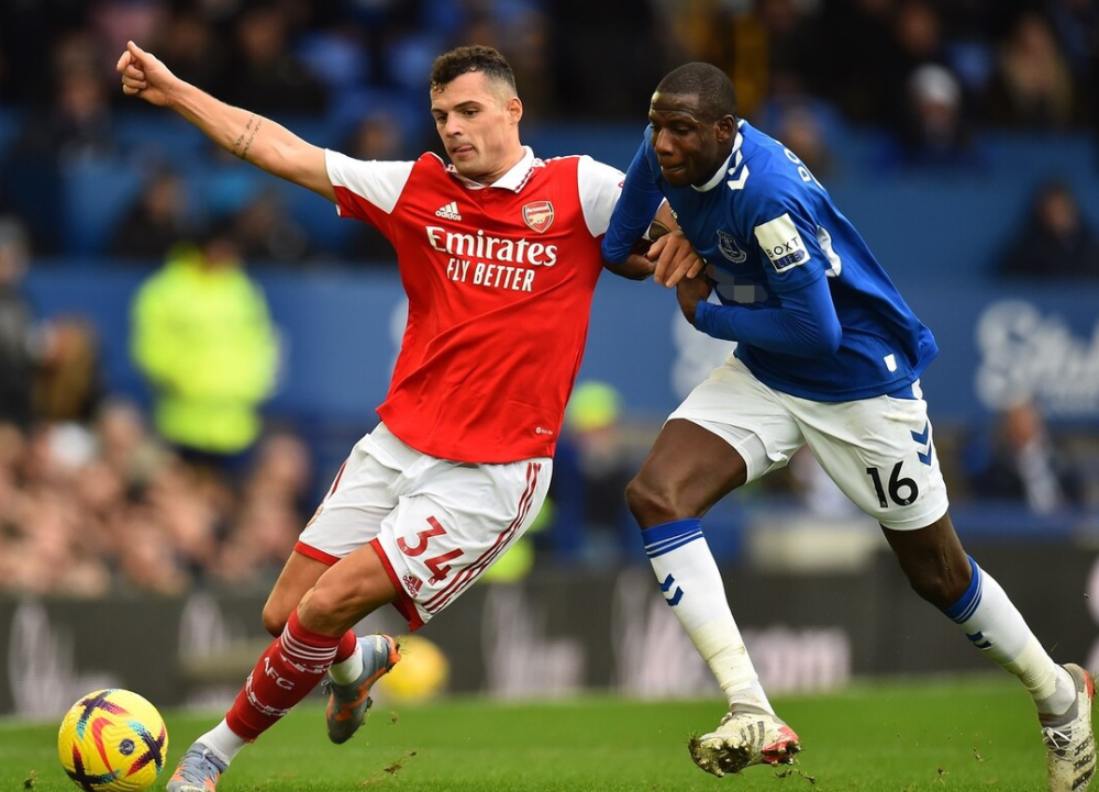 九游体育官网-包含阿森纳今晚复出首秀洛杉矶湖人状态回暖，德国杯使命明确看傻球迷的词条